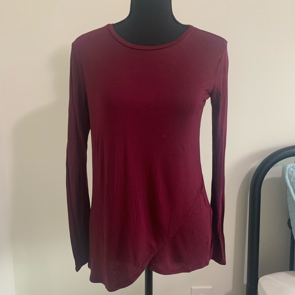 Banana Republic wine top. Size S